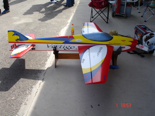 Download B06000350 (640Wx480H)
